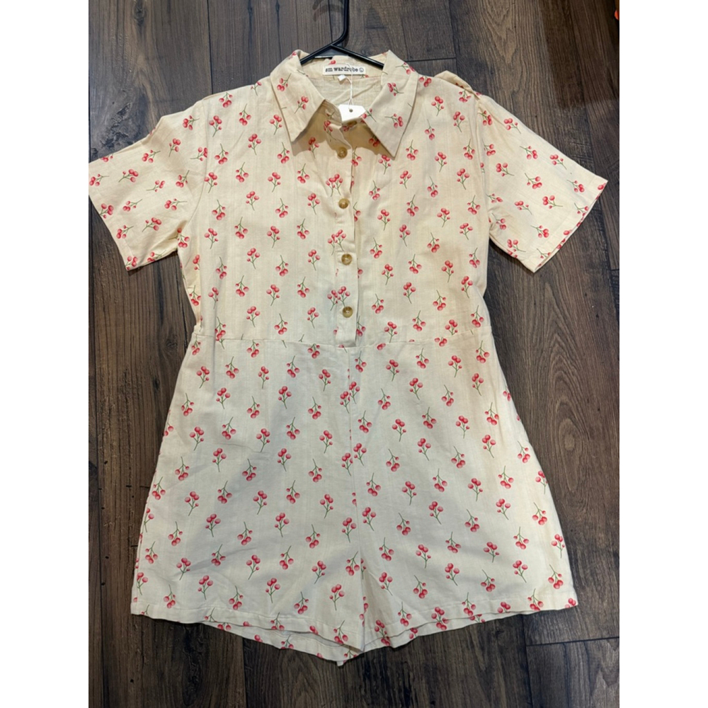 New SM WARDROBE Cherry Print Shortall Summer Large - Picture 2 of 5